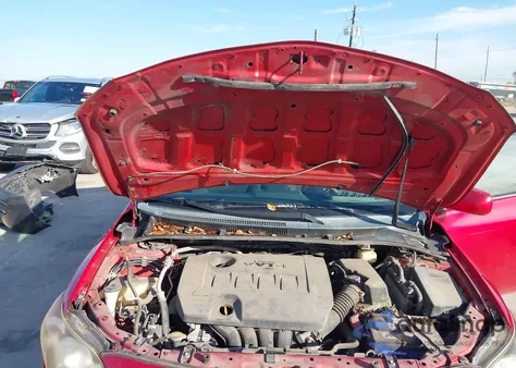 2012 Toyota Corolla S z USA, uszkodzony, nr VIN 2T1BU4EEXCC780687